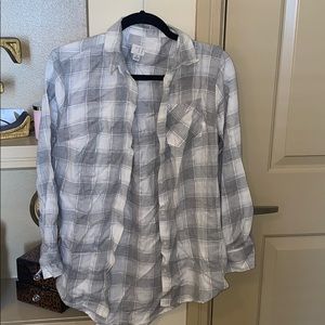 White/grey flannel